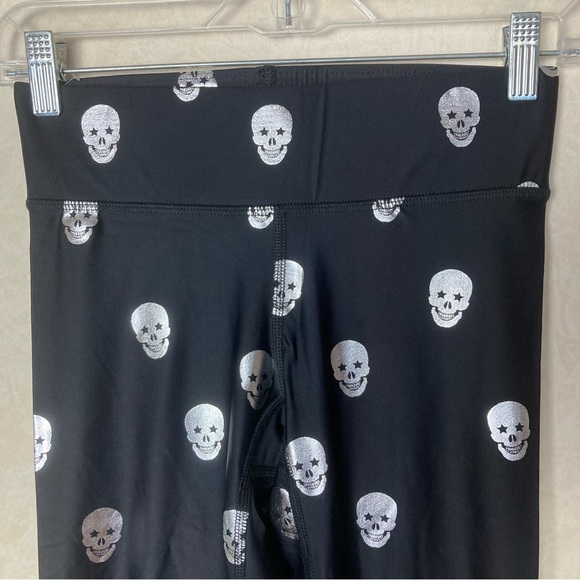 Terez Silver Metallic Skull Print Leggings Black Women’s Size XS - Picture 5 of 9